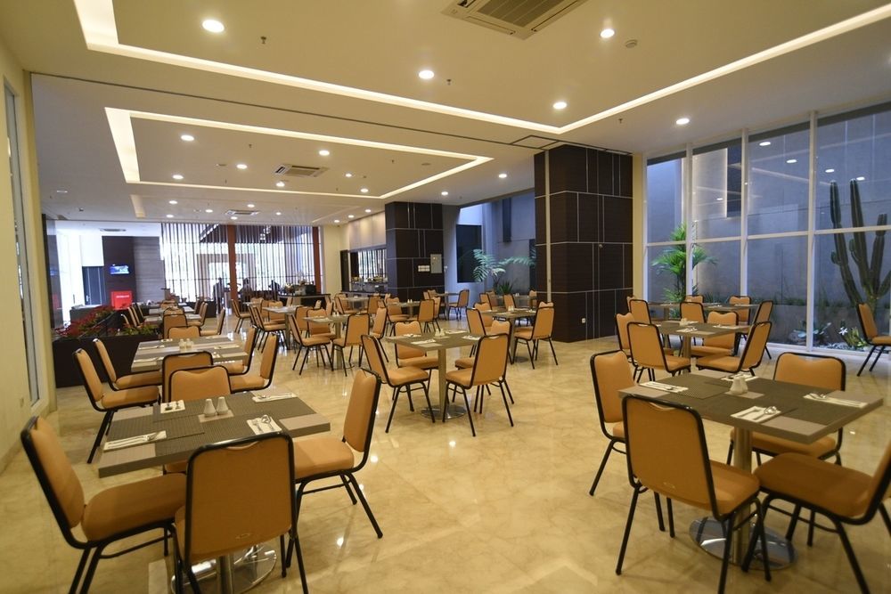 Atlantic City Hotel Bandung Eksteriør billede